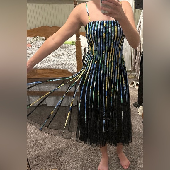 JS collections dress - Picture 3 of 5